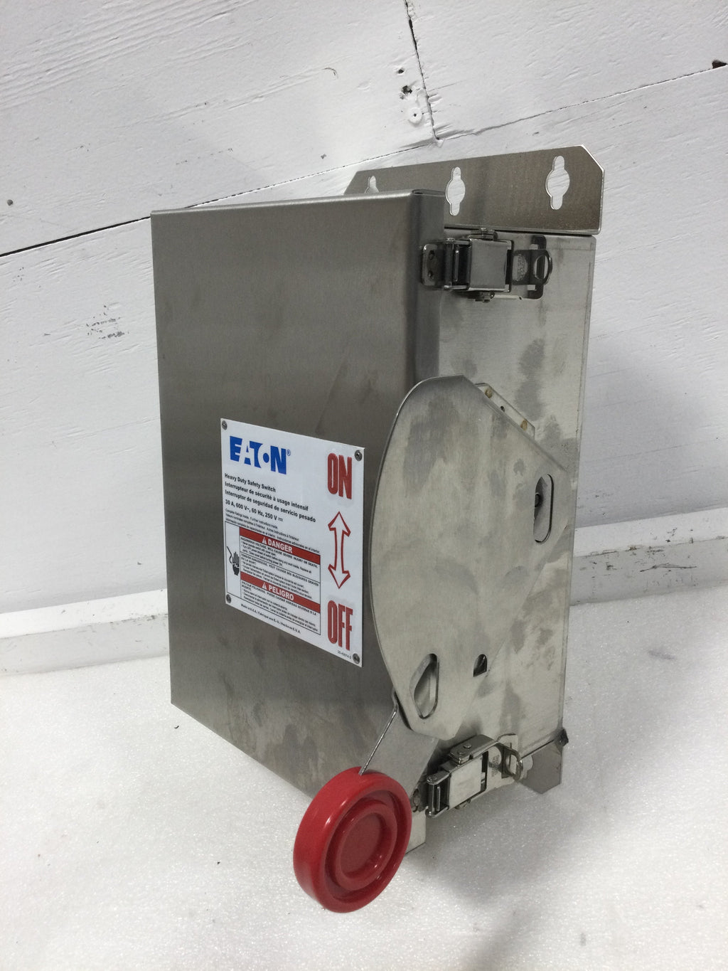 Chu361awk Eaton DH361UWK Heavy Duty Safety Switch, 30A, 600V, 3 Pole Non Fusible