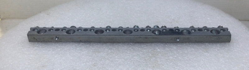 27 Position 4-14 AWG Grounding Bar 8 1/4" x 3/4" - No Lugs
