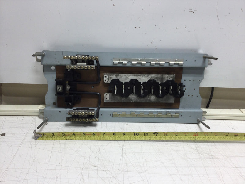 ITE EQ Series 8 Space/30 Circuit Main Breaker Assembly 120/240 V Guts Only 8" X 18"