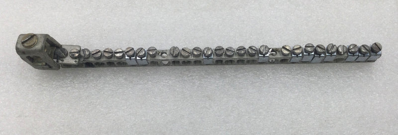 29 Position 4-14 AWG Grounding Bar w/End Lug 9 3/4" x 1 1/2"