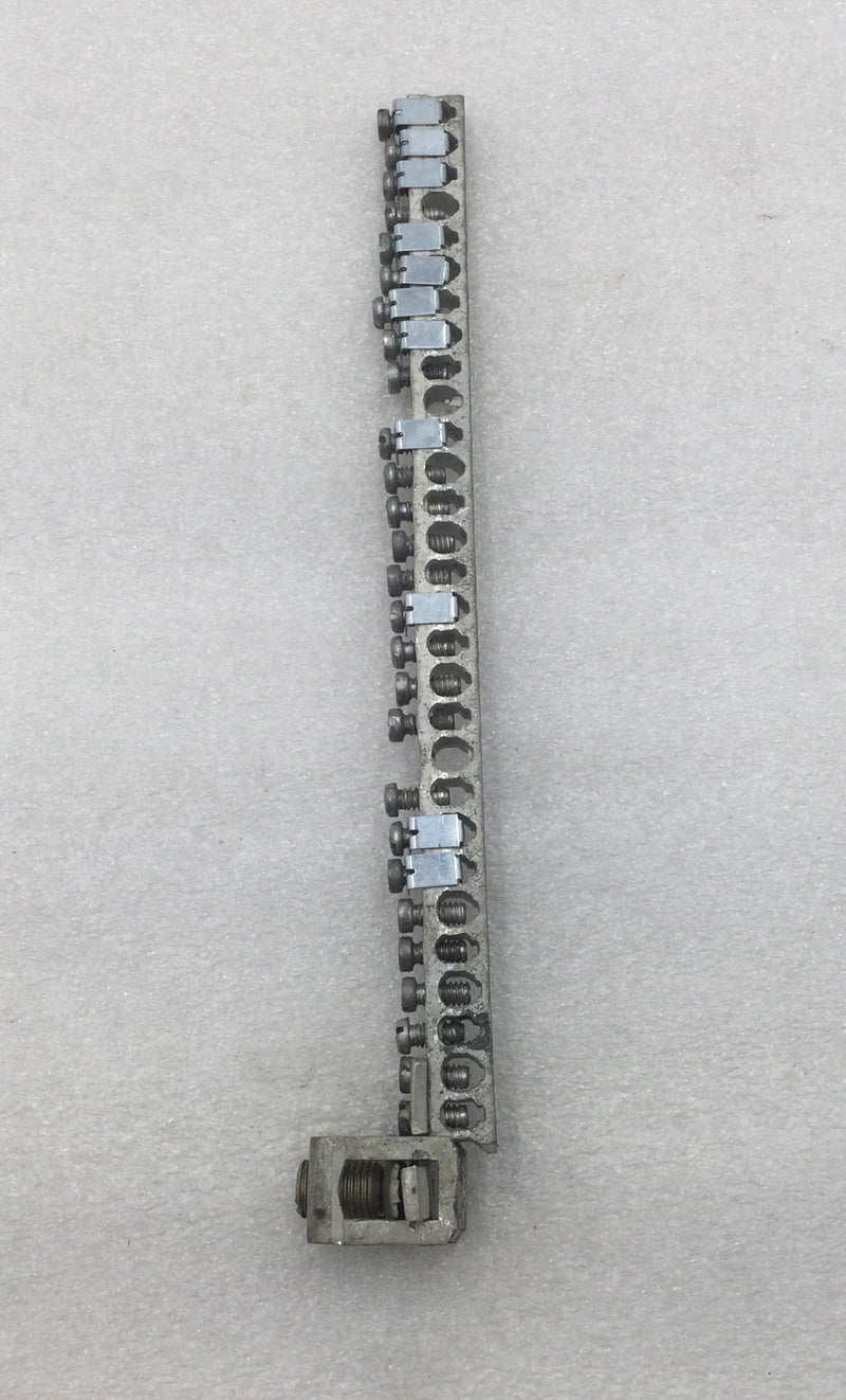 29 Position 4-14 AWG Grounding Bar w/End Lug 9 3/4" x 1 1/2"