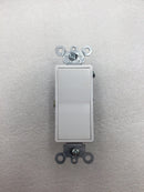 Leviton 05604-2W Decora 4-Way White Decora Rocker Switch 15 Amp 120/277 VAC