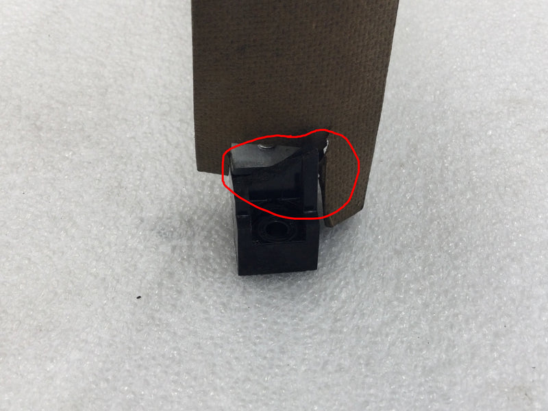 Crouse Hinds 42 Position Combo Neutral Isolated Grounding Bar - Cosmetic Flaw