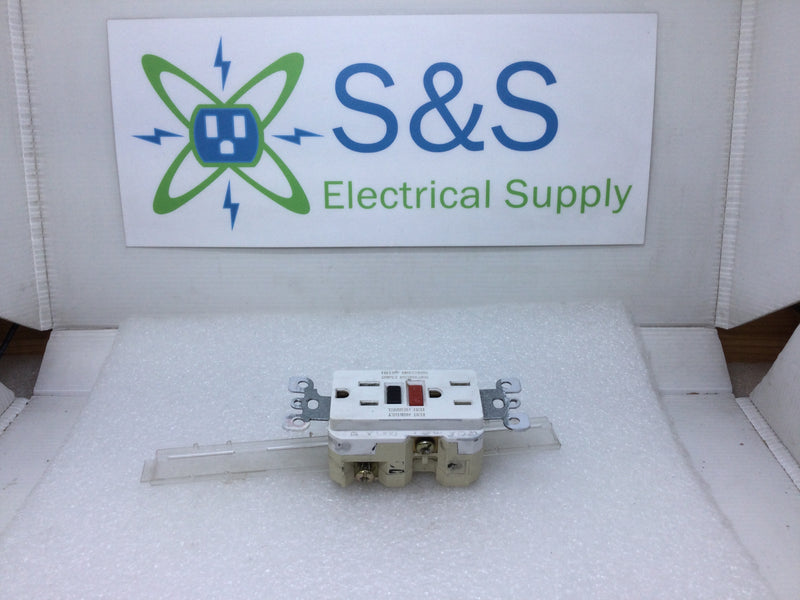 Leviton Shock Resistor 649-6490-W Ground Fault Circuit Interrupter GFCI 20A 125V Ivory