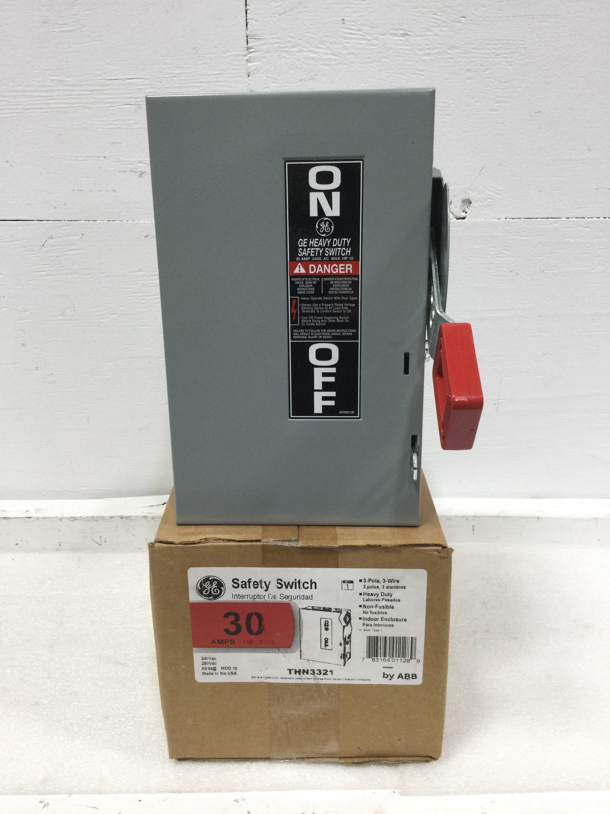 GE General Electric THN3321 30 Amp 3 Pole HD N1 240V Non Fusible Safet