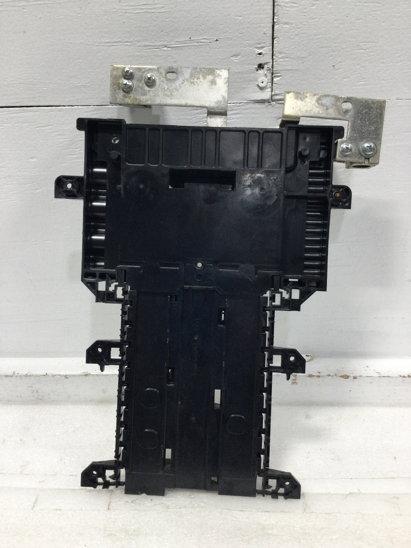 Square D RC816F200C 200 Amp 8 Space 120/240V Guts Only 15 1/2" x 11 1/2"