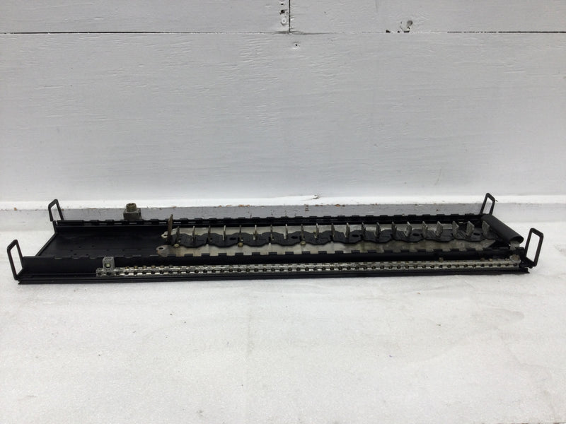 ITE/Siemens 200 Amp 42 Space 120/240V Load Center Guts Only 9" x 30"