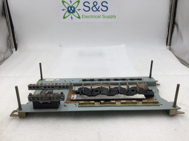 ITE 150 Amp 16 Space 120/240V Load Center Guts Only 8" x 16"