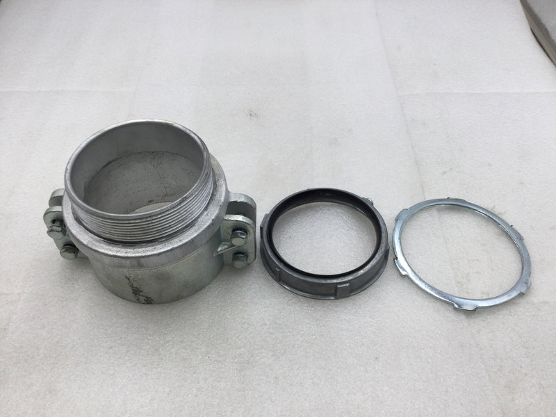 4" Malleable Flexible Conduit Squeeze Style Connector with Insulated Bushing