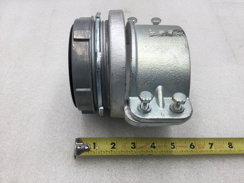 4" Malleable Flexible Conduit Squeeze Style Connector with Insulated Bushing