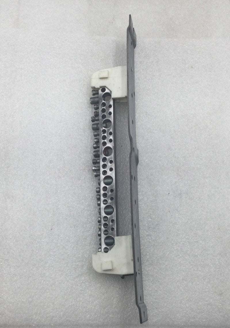 Murray 23 Position 6-14 AWG Neutral Isolated Grounding Bar 11 3/4" x 1 3/4"