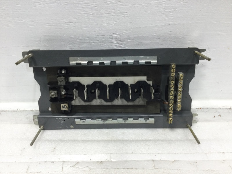 ITE 150 Amp 16 Space 120/240V MLO Load Center Guts Only 8" x 16"