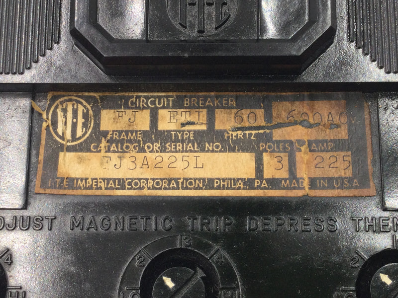 ITE FJ3A225L 225 Amp 3 Pole 600V Circuit Breaker w/Adjustable Trip