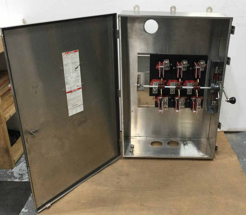 Square D 82345DS 400 Amp 3 Pole 600 VAC Double Throw Non-Fusible Stainless Steel Nema 4/4X Safety Switch