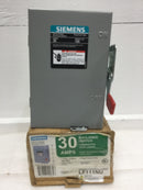 Siemens LF111NU 30 Amp Enclosed Switch 1 Pole 2 Wire 120VAC Plug Fused