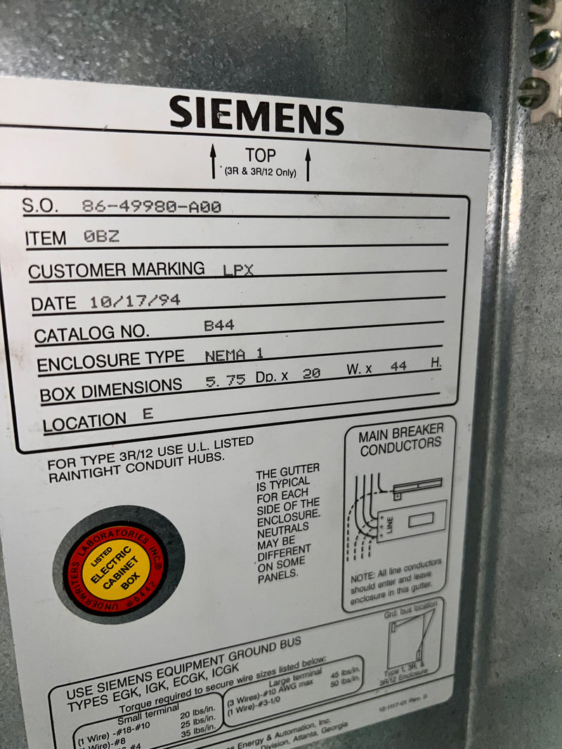 Siemens S1C42ML250ATS 3 Phase 4 Wire 250A 42 Circuit 240/208Y/120V Type 1 Panel Board Flush Cover