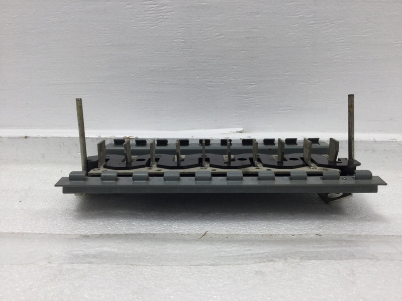 Siemens/ITE 10 Space/28 Circuit 120/240 VAC Guts Only No Lugs Load Center 6.5" x 11.5"