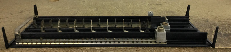 Siemens 15 Space/40 Circuit 200 Amp 240 VAC Load Center Guts Only 9" X 22"