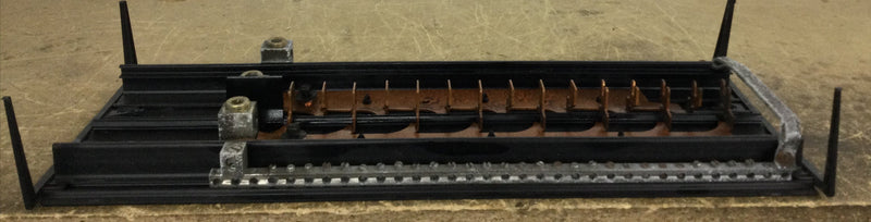 Siemens 15 Space/40 Circuit 200 Amp 120/240 VAC Copper Bus Guts Only 9" X 22"