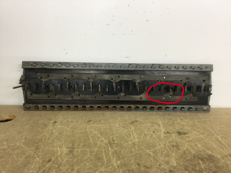 Challenger 24 Space/48 Circuit Main Load Center Guts Only 7" X 25"