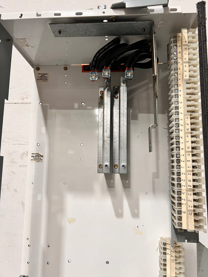 Siemens-Furnas System 89 Tiastar D68290001 MCC Feeder Bucket 200A 480V