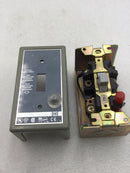 Square D Class 2510FG1P Series A 1 & 2 Pole 115-277VAC Manual Starter Switch with Status Indicator Light