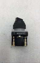 Allen-Bradley 800H-JR2 Heavy Duty 3-Position Series B Selector Switch 600 VAC Max