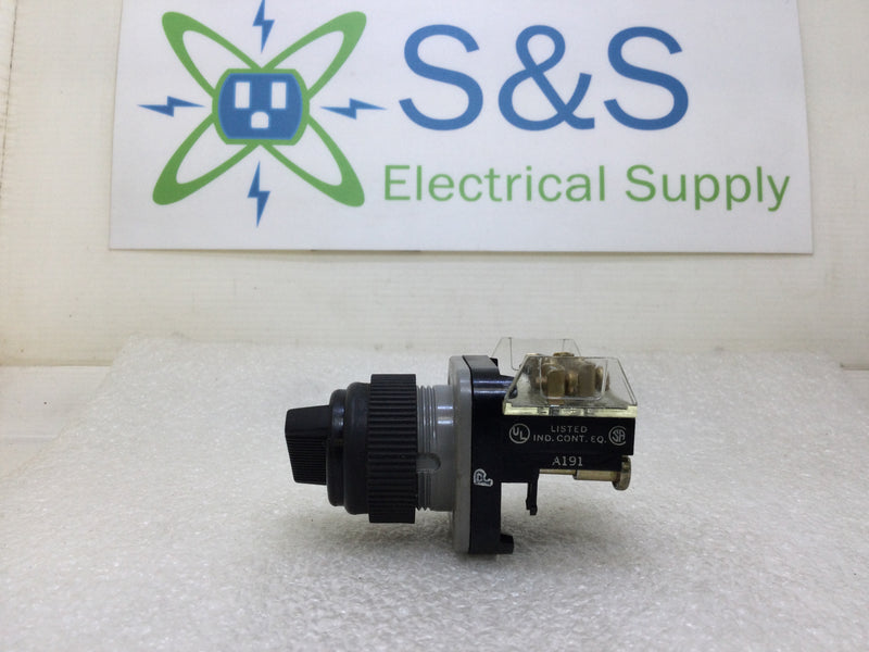 Allen-Bradley 800H-JR2 Heavy Duty 3-Position Series B Selector Switch 600 VAC Max