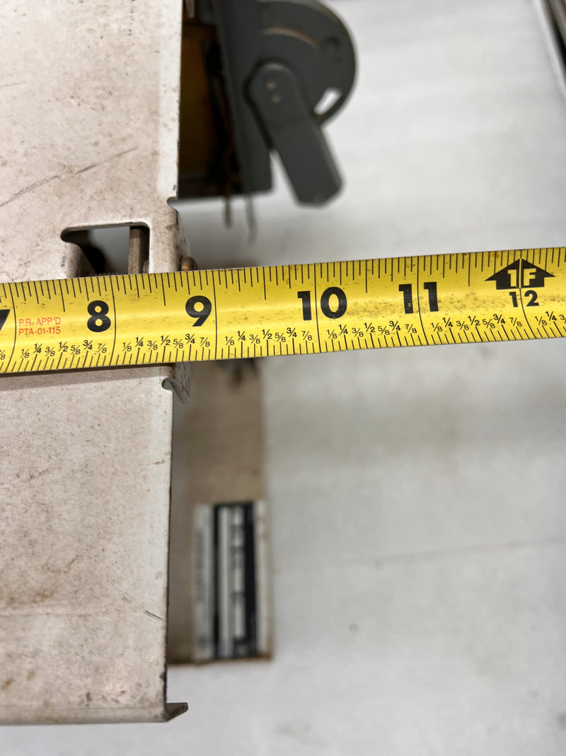 Allen Bradley Sz 1 MCC 12" x 14.5" x 10.5" Missing Cover