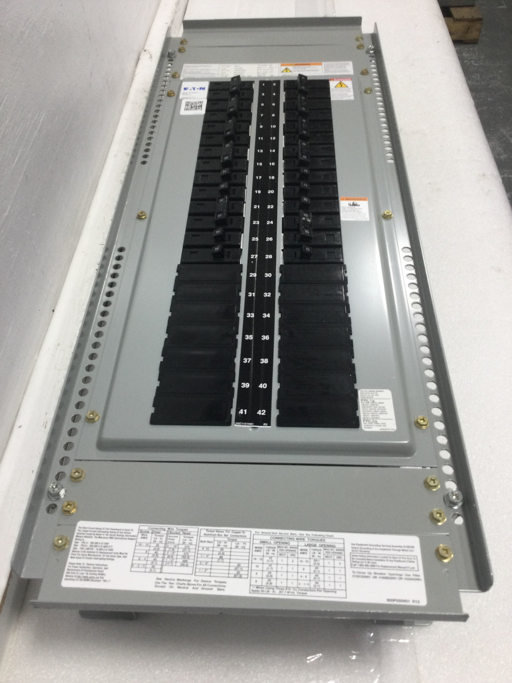 Eaton PRL1a 225 Amp 42 Space 1 Phase Pow-R-Line Panelboard w/Breakers