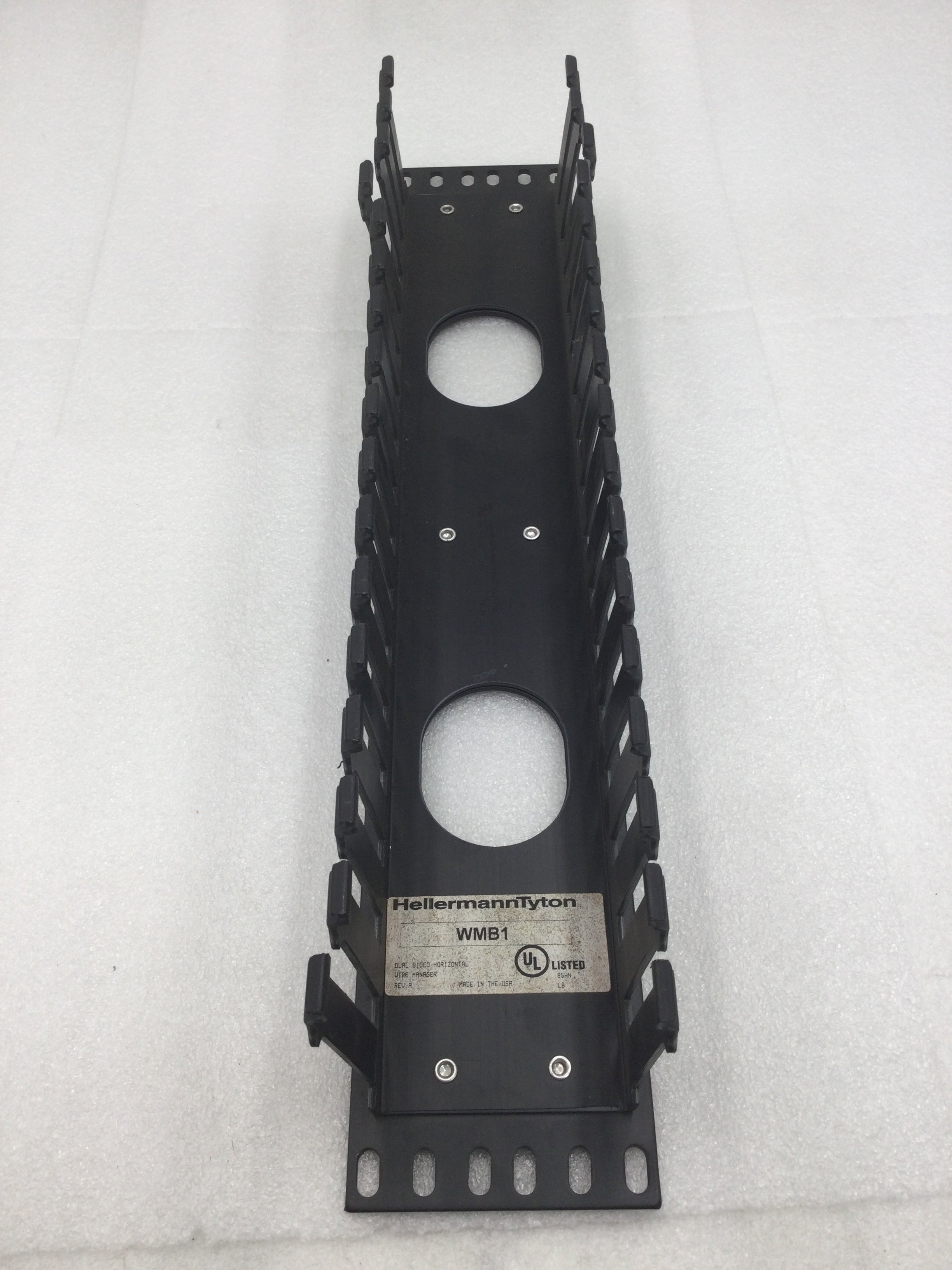 HellermannTyton WMB1 Dual Sided Horizontal Wire Manager 2 Rack Units 1