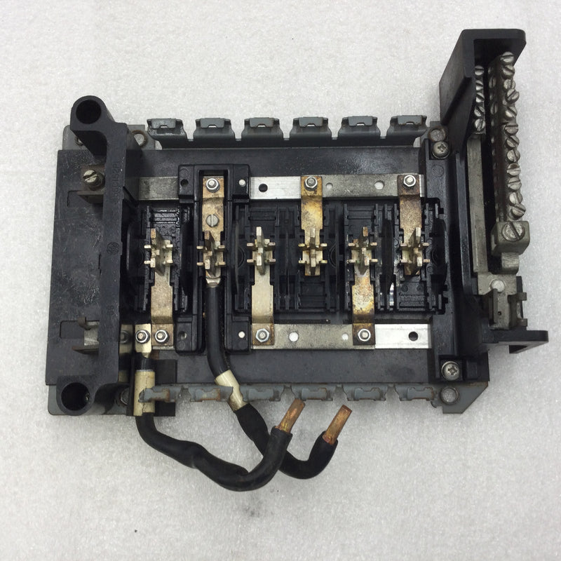 GE General Electric 6 Space/24 Circuit Split Bus Main Load Center Guts Only 8" X 9"
