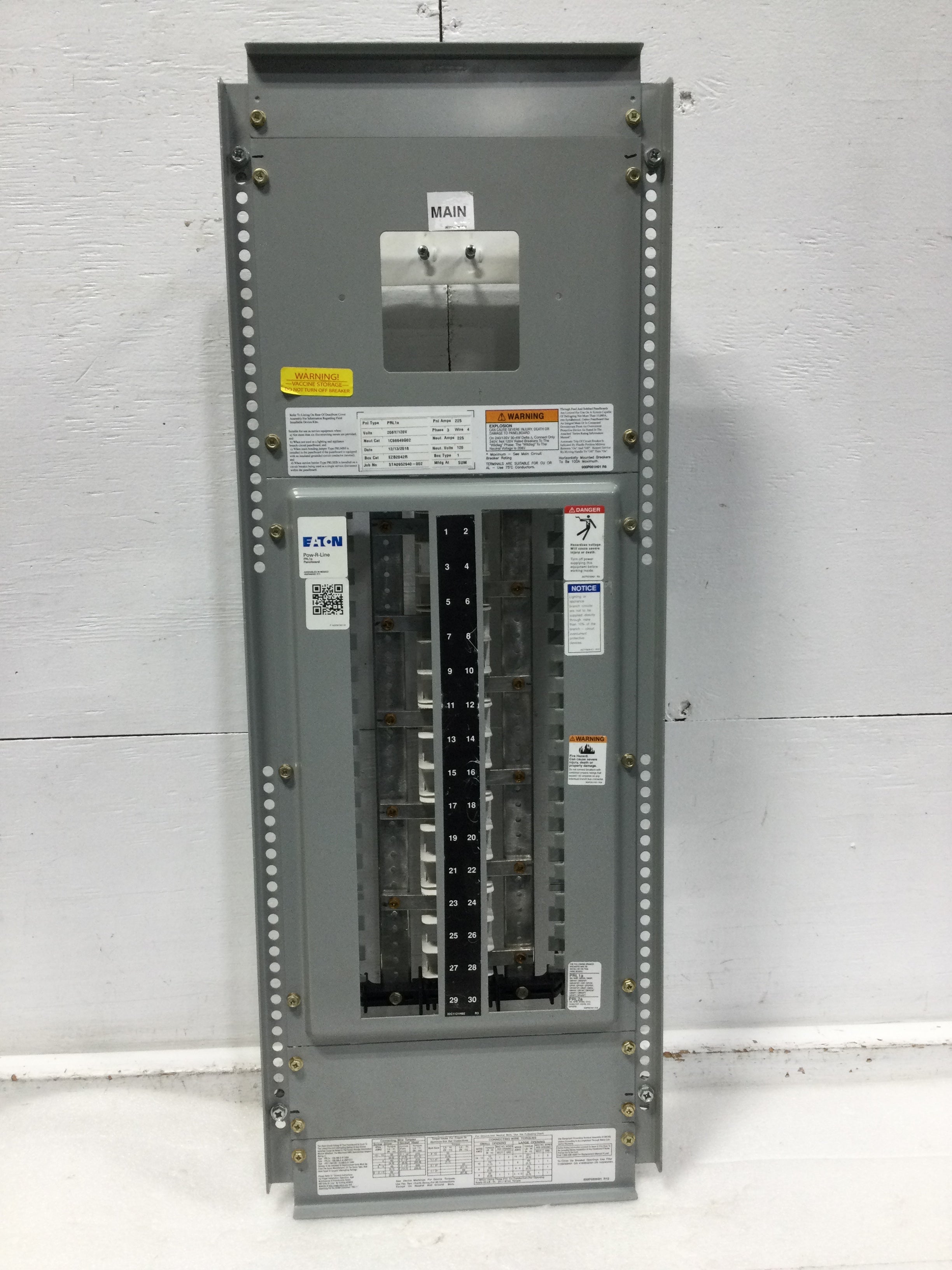 Eaton PRL1A 225 Amp 30 Space 208Y/120V Panel Board w/Dead Front 33 1/2