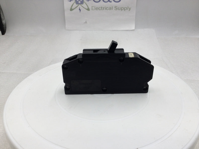 Zinsco, Challenger, GTE/Sylvania QB30 1 Pole 30 Amp 120VAC Type QB Bolt On Circuit Breaker QB130