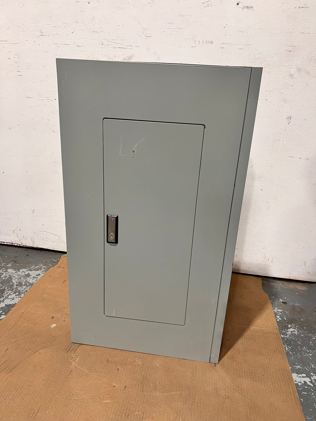 Eaton EZB2036R Pow-R-Stock Panelboard EZ Enclosure Type 1 20