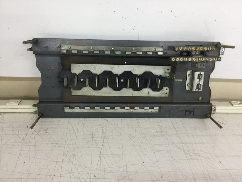 ITE EQ20MBAA 150A 10 Space/20 Circuit 120/240V Load Center Guts Only 8" X 18"
