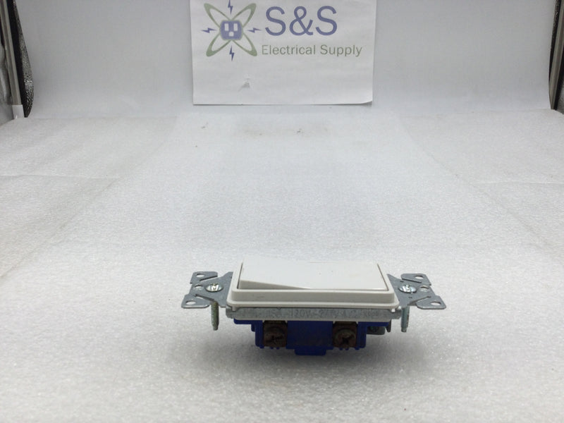 Eaton 7503W 15 Amp 120/277 VAC White 3 Way Decora/Rocker Style Wall Switch (Box of 10)