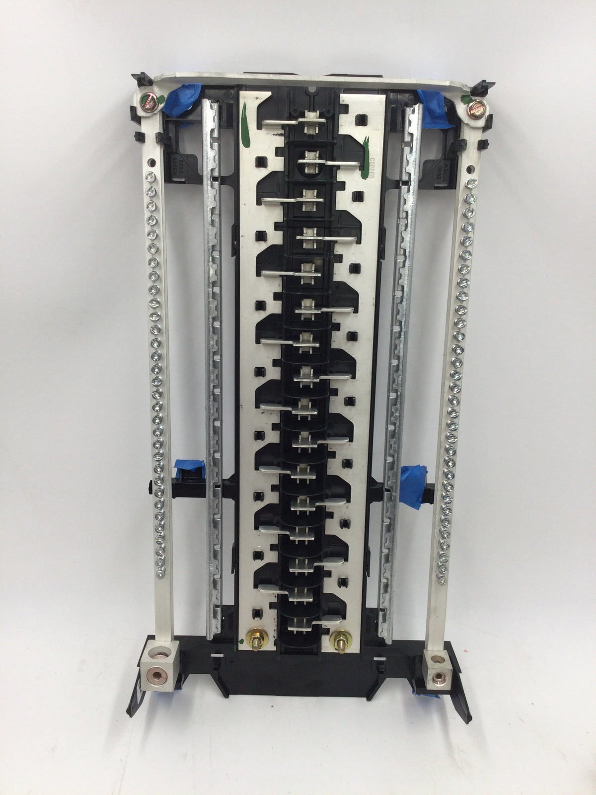 GE General Electric TM3220R64K 200 Amp 32 Space 64 Circuit Main Breake