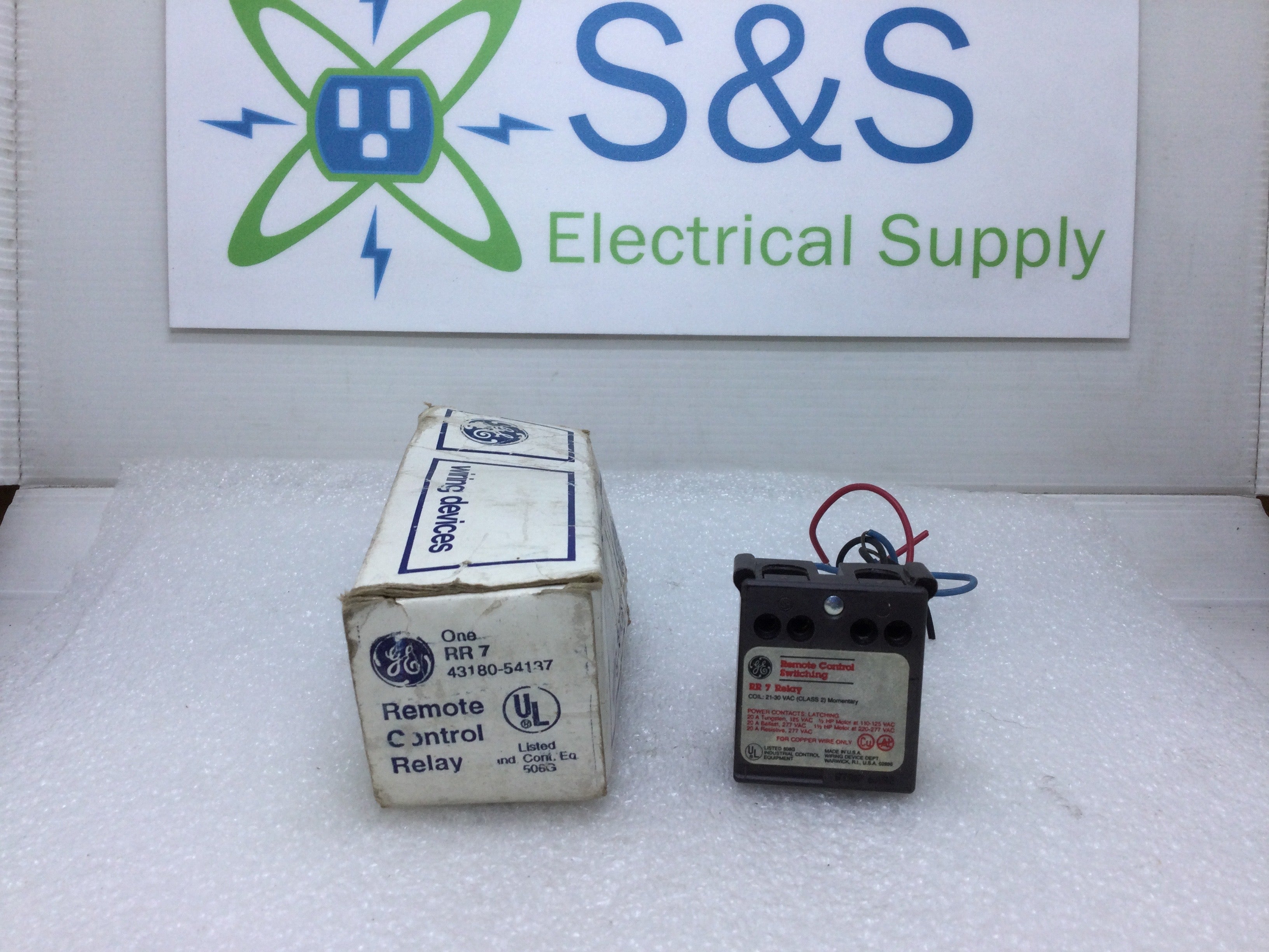 General Electric RR7 43180-54137 Remote Control Relay Coil 20-30V