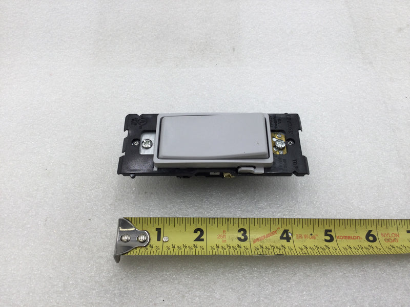 Leviton RE153-PG Renu Style 15 Amp 120/277 VAC 3 Way Decora Light Switch in Gray