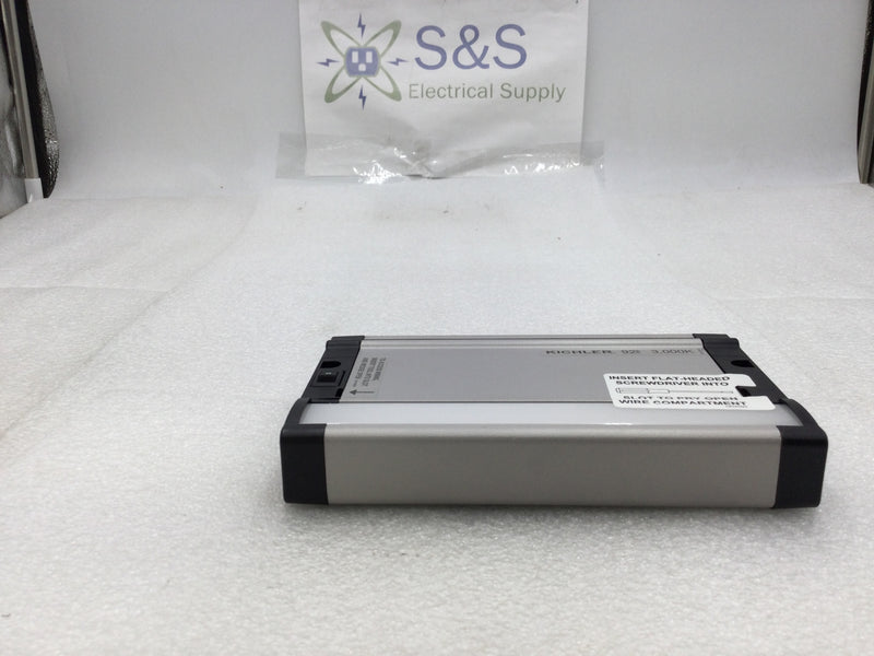 Kichler 8U30KD07NIT 8U LED Series 7" Under-Cabinet Lighting 120 VAC 5 Watt 3000k CCT