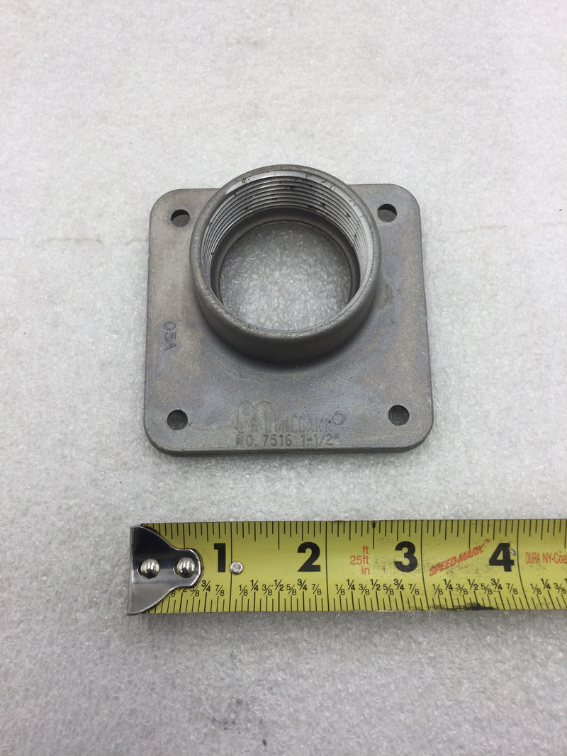 Milbank A7516 1 1/2" Aluminum Screw Mount Meter Socket Hub