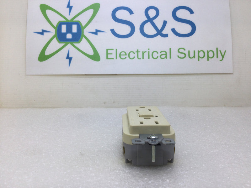 Pass & Seymour 1595-ICC10 Premium GFCI Safety Outlet 15 Amp 125 VAC in Ivory