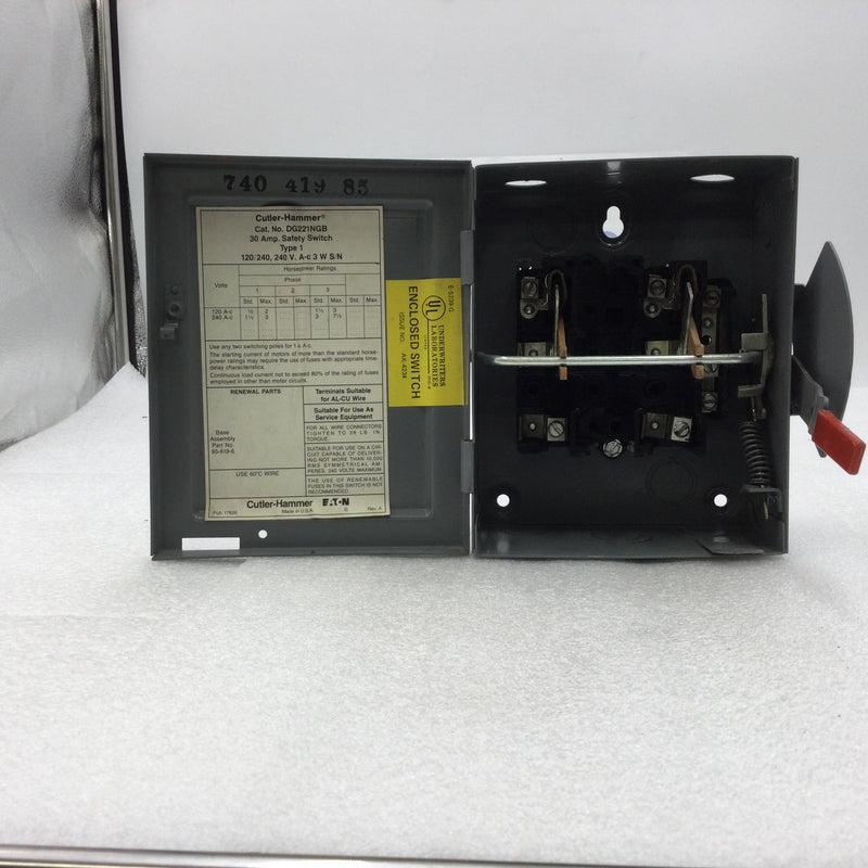 Eaton/Cutler Hammer DG221NGB Fusible 30 Amp 2 Pole 240 VAC General Duty Safety Switch