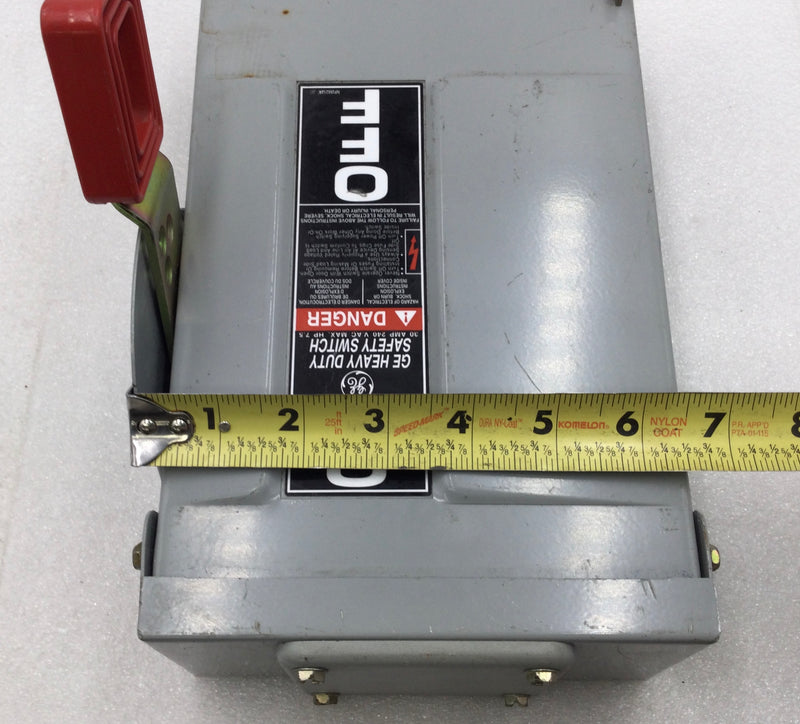 GE TH3221R 30 Amp 3-Phase 240V Heavy-Duty Safety-Switch -Used