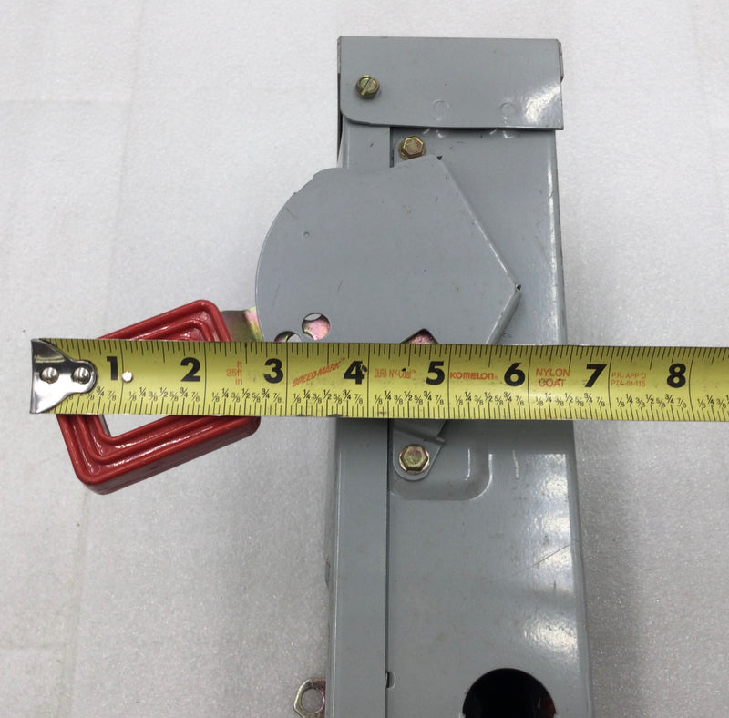 GE TH3221R 30 Amp 3-Phase 240V Heavy-Duty Safety-Switch -Used