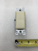 Leviton 5603-2I Decora Style 3-Way Rocker Switch in Ivory 15 Amp 125 VAC (Box of 6)