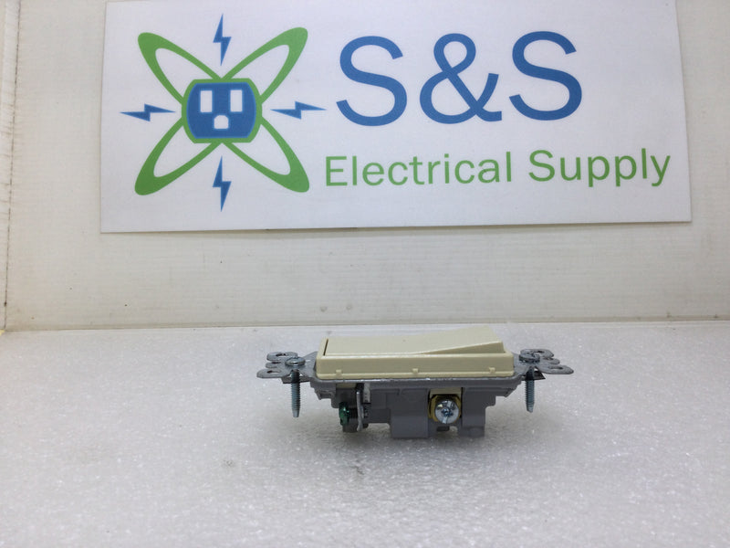 Pass & Seymour TradeMaster TM873-I Decora Style 3-Way Rocker Switch in Ivory (Box of 10)