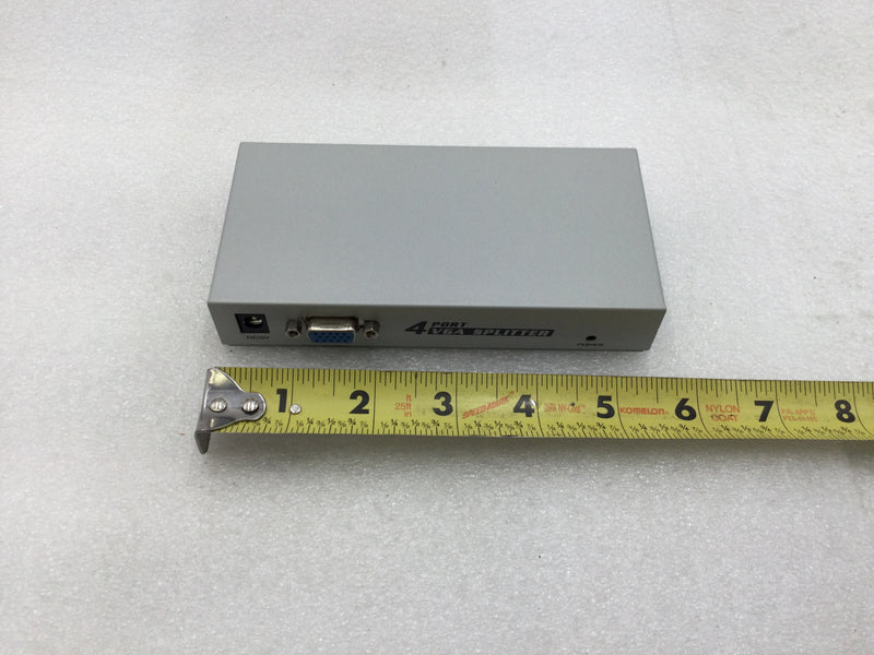 Image X000GLIOOP 4 Port VGA/SVGA Splitter in Metal Housing