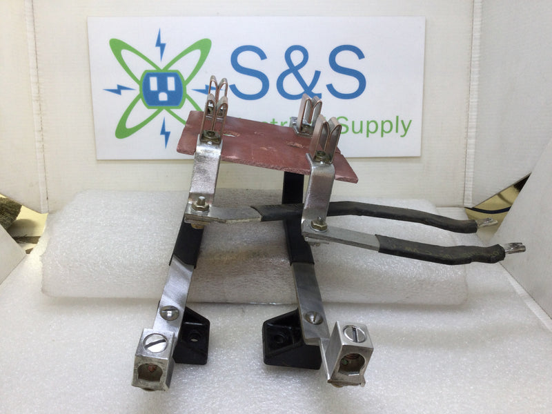 Challenger 125 Amp 120/240V 4 Jaw Meter Socket Replacement Kit w/Mounting Feet